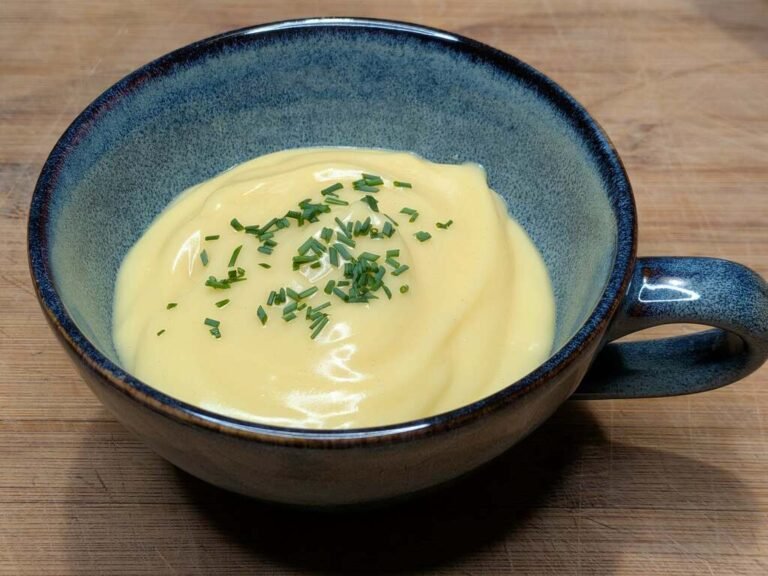 Mayonnaise maison facile : la recette inratable prête en 5 minutes