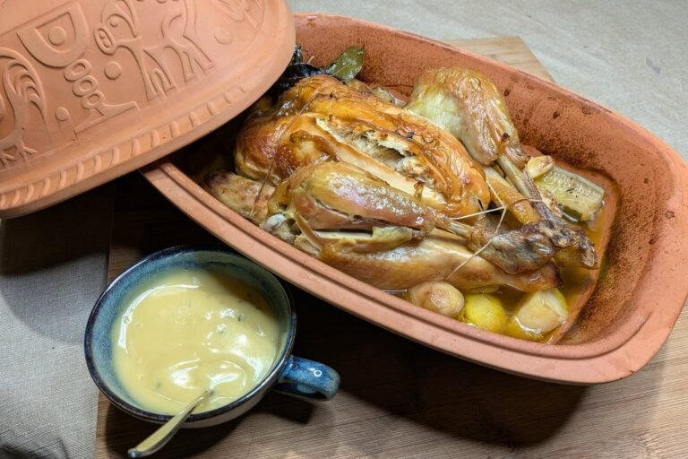 poulet cuit au romertopf avec sa mayonnaise et ses pomme de terre